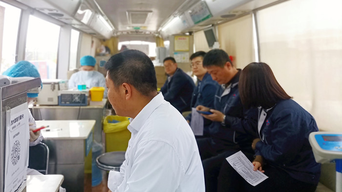 沈陽航空產(chǎn)業(yè)集團組織員工開展“獻熱血、踐初心”無償獻血活動